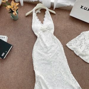 Đầm maxi ống trắng cổ cột - cái