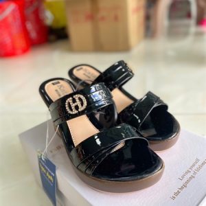 Dép nữ trung niên 35-39